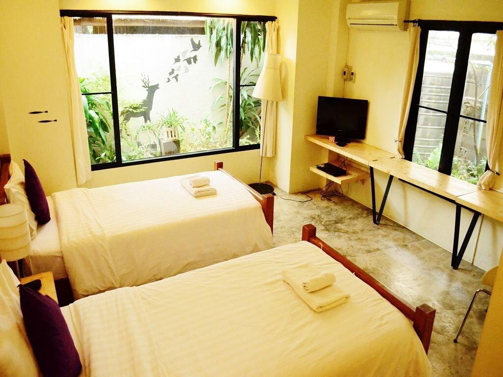 Early Bird Bed & Breakfast (Adults Only) Chiang Mai Esterno foto