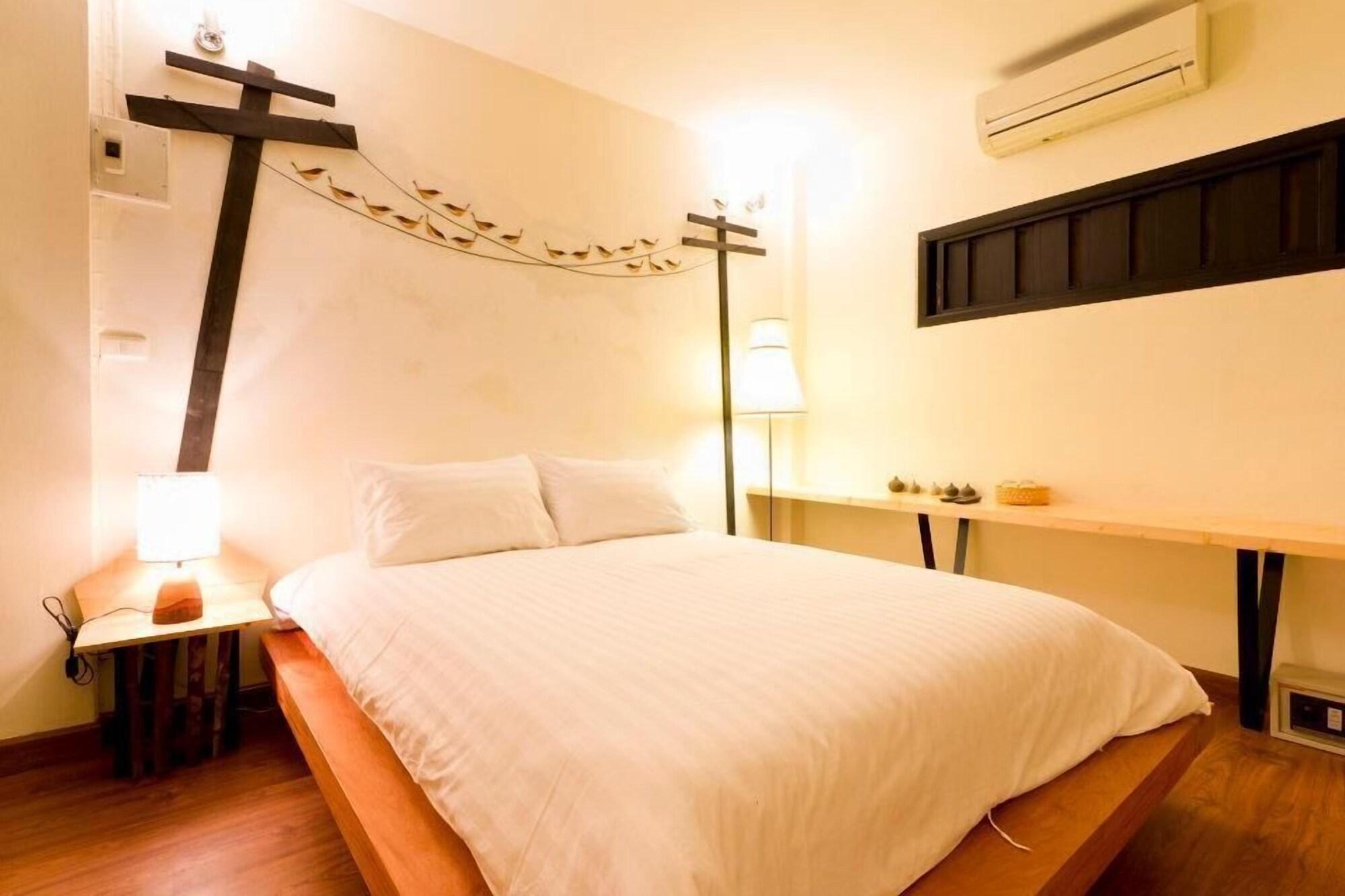 Early Bird Bed & Breakfast (Adults Only) Chiang Mai Esterno foto